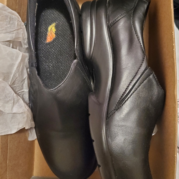 Featherlike Light weight Steele Toe Work Shoes - Picture 5 of 5